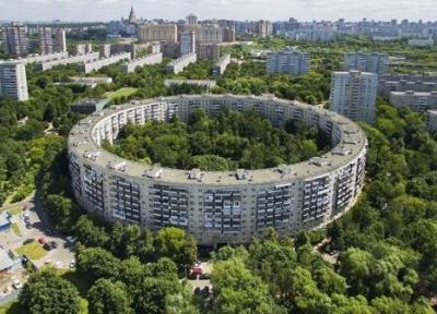 با ساختمان باگل هوس در مسکو بیشتر آشنا شوید