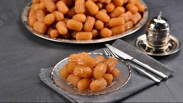 طرز تهیه بامیه با گلوکز مایع خانگی، ترد و براق با نکات جلوگیری طرز تهیه بامیه با گلوکز مایع خانگی، ترد و براق با نکات جلوگیری از شکرک